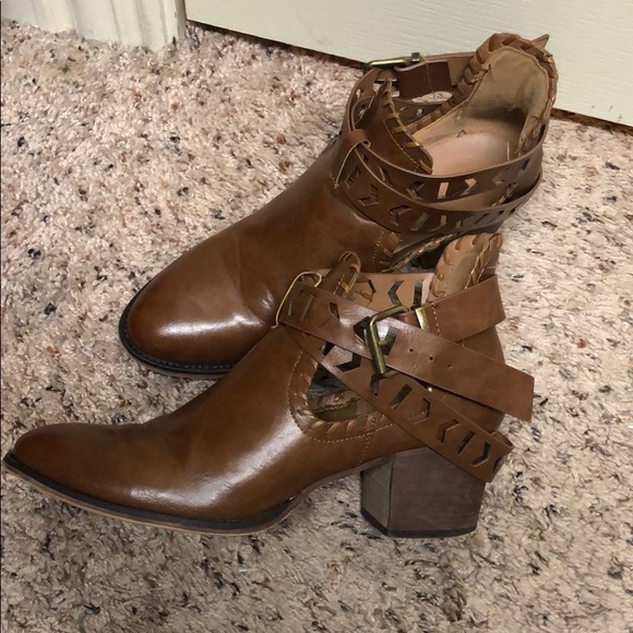 Brown booties - Picture 3 of 4